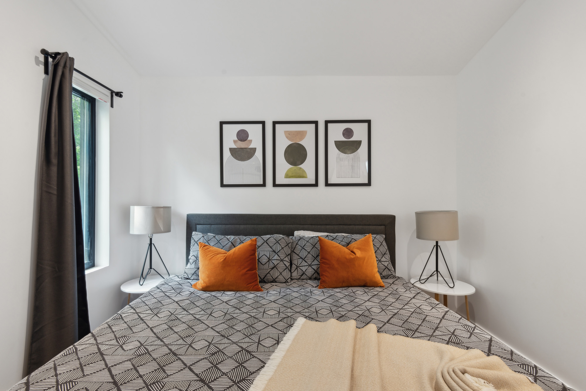 Bedroom 2 - king bed